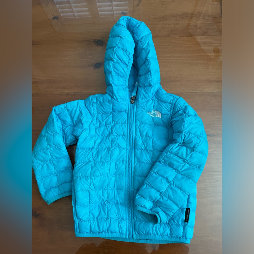 girls north face thermoball jacket